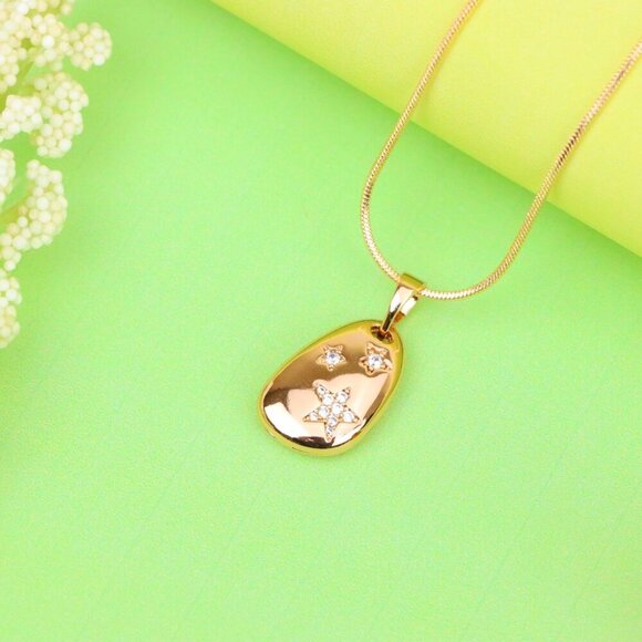 "Rose Gold Oval Pendant with Star Design, XPPT1310 - Picture 2 of 12